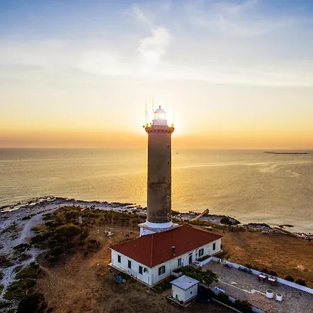 Lighthouse * Veli Rat